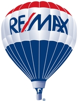 RE/MAX ADVANTAGE REALTY-0 Logo