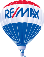 RE/MAX PLATINUM REALTY Logo